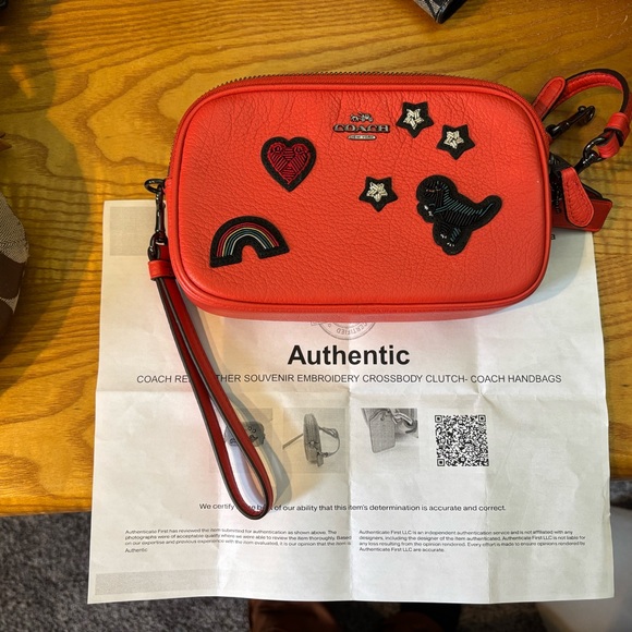Coach Red Patchwork crossbody/wristlet - Picture 7 of 7